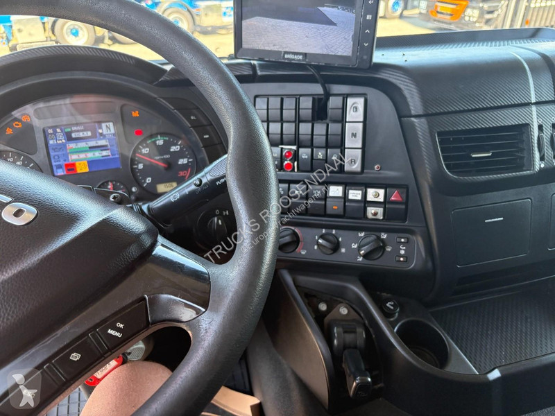 شاحنة Iveco 360 + HMF 4020 K5 + EURO 6 + JIB...