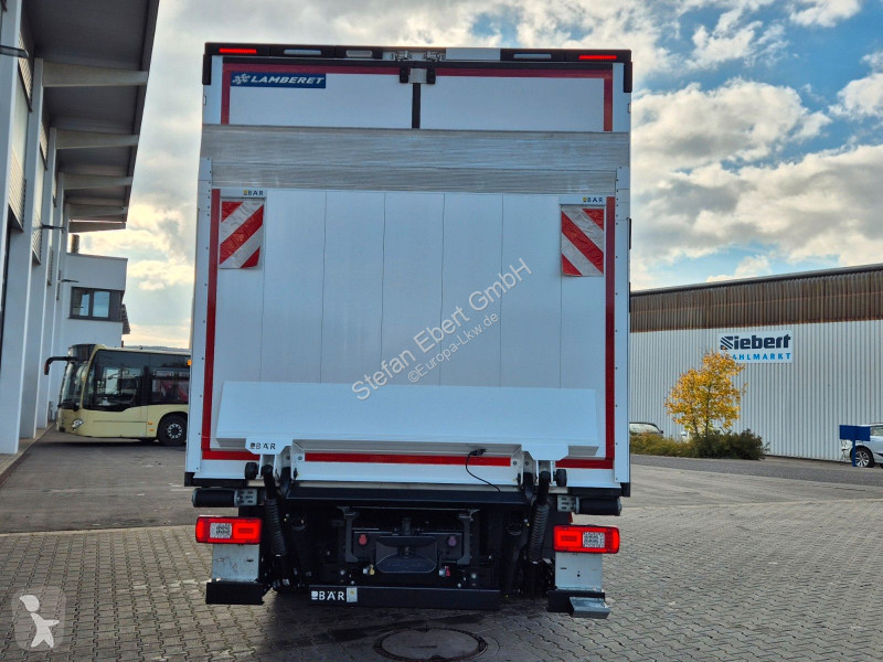 شاحنة Iveco AD190S40/FP Lamberet Mitsubishi LBW...