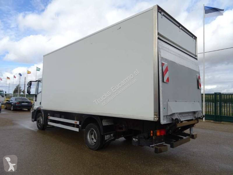شاحنة Iveco