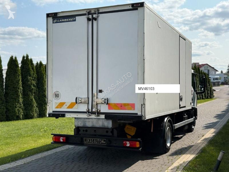 Камион Renault D7.5 MANUAL LAMBERET CARRIER...