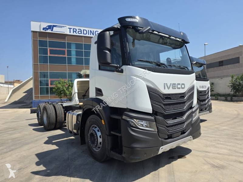 شاحنة Iveco