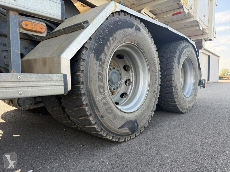 شاحنة Renault 370.26
