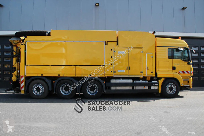 شاحنة MAN MTS 2012 Saugbagger