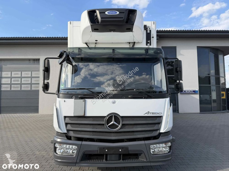 شاحنة Mercedes ATEGO CHŁODNIA SCHMITZ CARRIER...