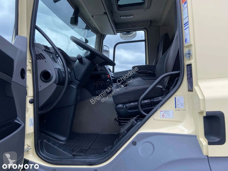 شاحنة DAF 370 CHŁODNIA CHEREAU CARRIER SUPRA...
