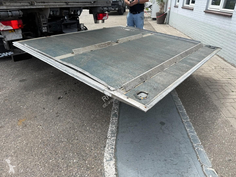 شاحنة Scania G450 6X2 EURO 6 + THERMO KING +...