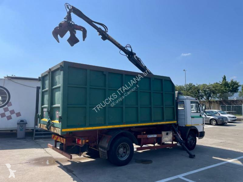 شاحنة Iveco