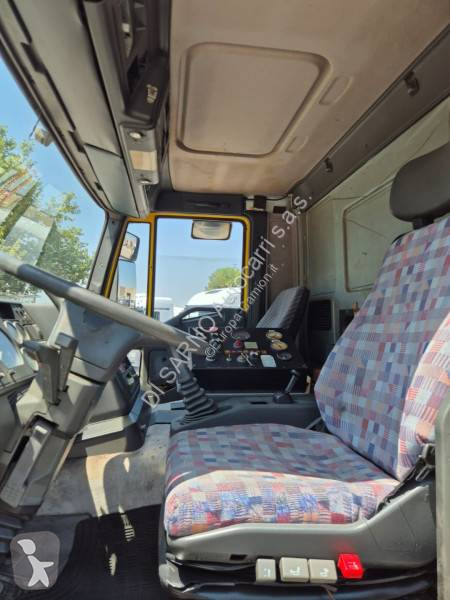 شاحنة Iveco