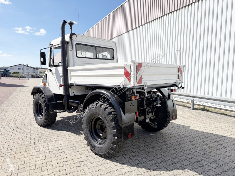 Maskine til vejarbejde Unimog U 130 4x4 U 130...