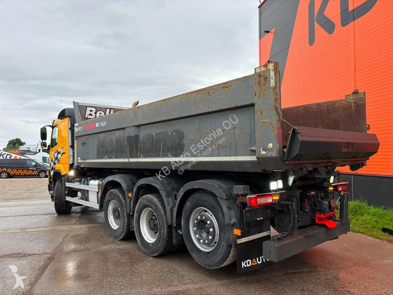 شاحنة Volvo 540 8x4*4 BOX L=6271 mm