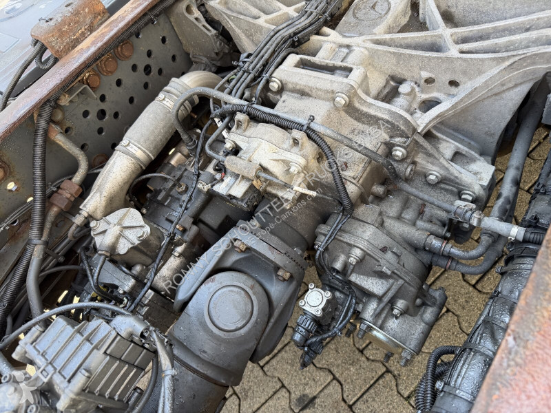 شاحنة Mercedes Actros 2553 L 6x2 Actros 2553 L...