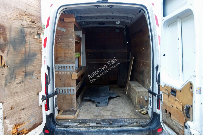 Camion Renault MASTER 2,3 DCI 131 7 PLACES