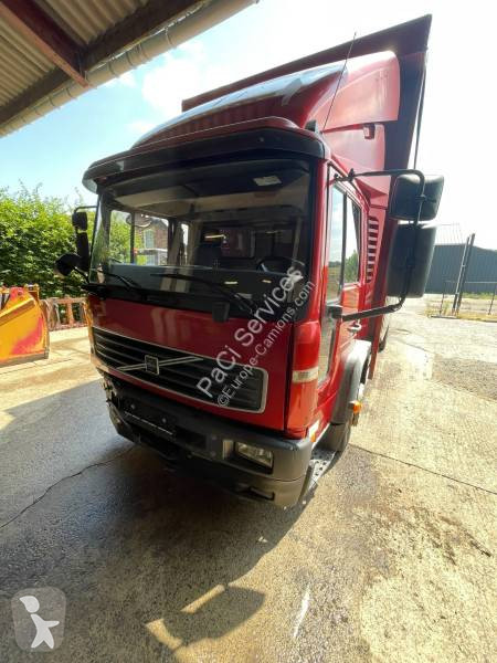 شاحنة Volvo