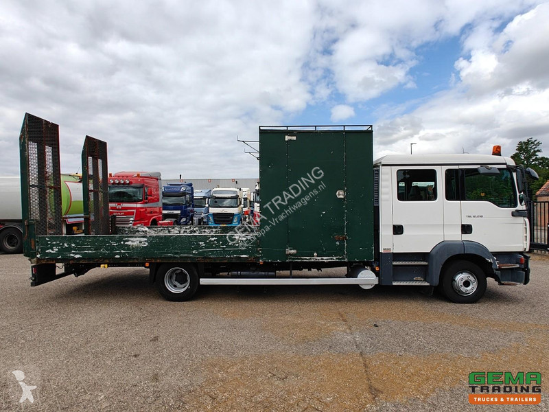 شاحنة MAN 12.210 4x2 Double Cab Euro4 - Doka -...