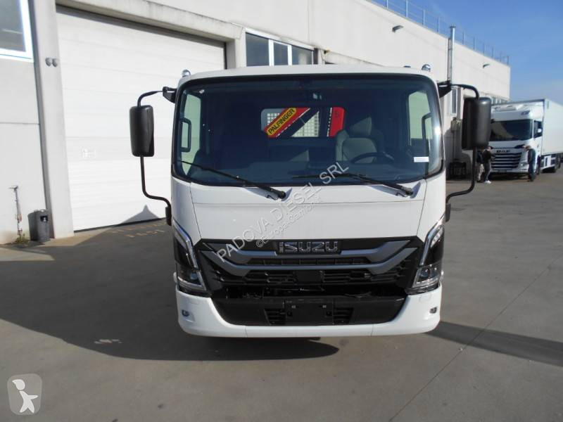 Грузовик Isuzu