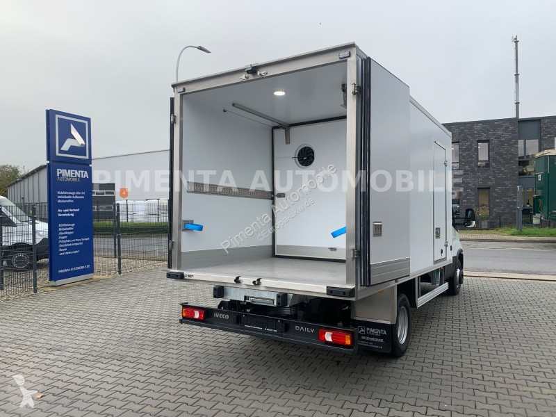 شاحنة Iveco 70C18A8P TK ALU LUFTFE TRENNW...