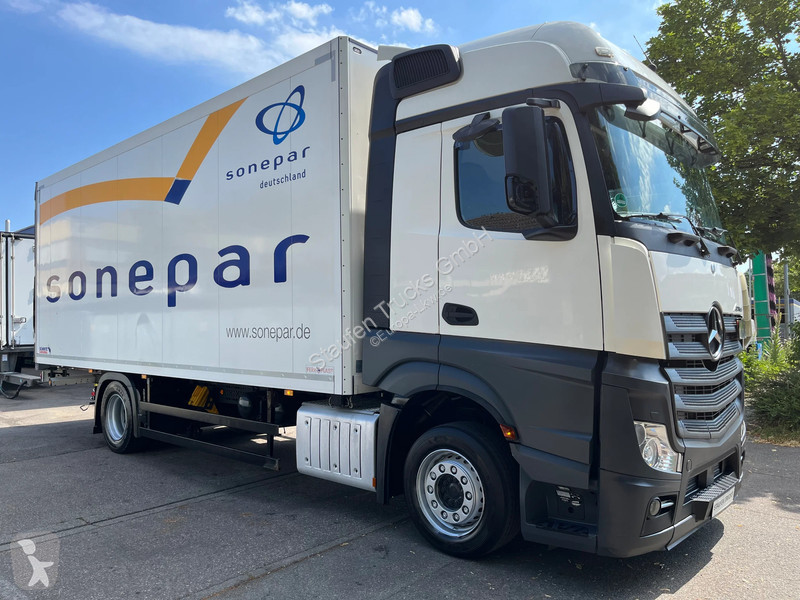 شاحنة Mercedes 1842 4-ACHS ZUG SCHMITZ KOFFER...