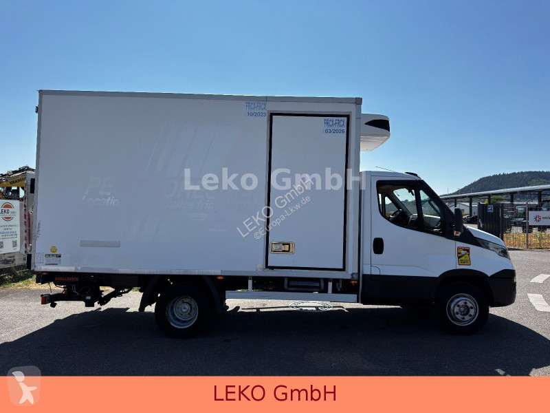 شاحنة Iveco 70C17 Mit Carrier Pulsor 600Mt