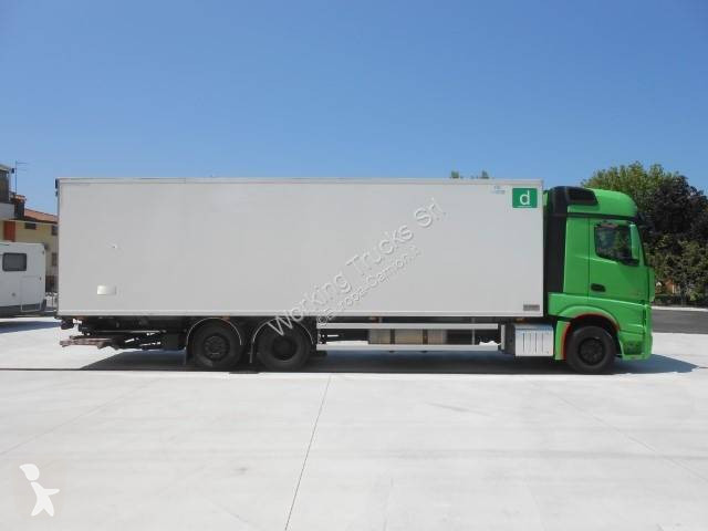شاحنة Mercedes