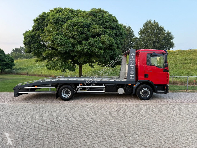 شاحنة MAN 8.180  Winch ramp truck