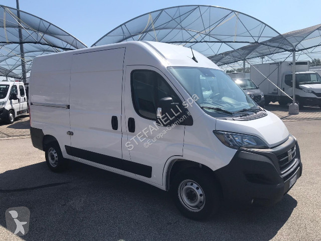 عربة نفعية Fiat Ducato 33 MH2 2.2 mjt3 140cv...