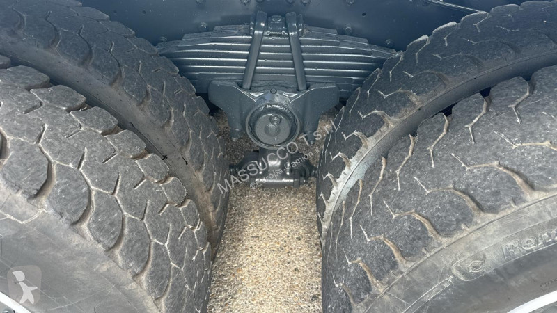 شاحنة Iveco 450 6x4