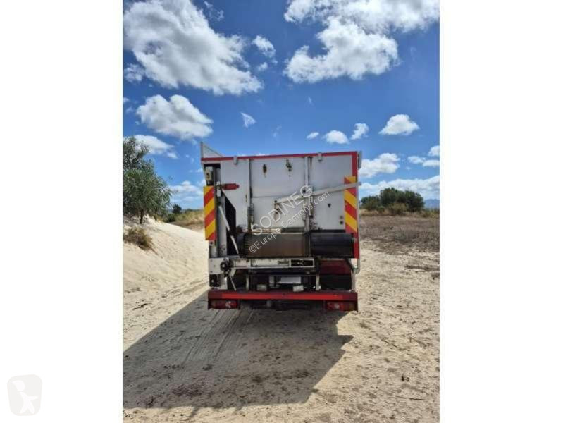 شاحنة Mitsubishi  FUSO CANTER 7C18