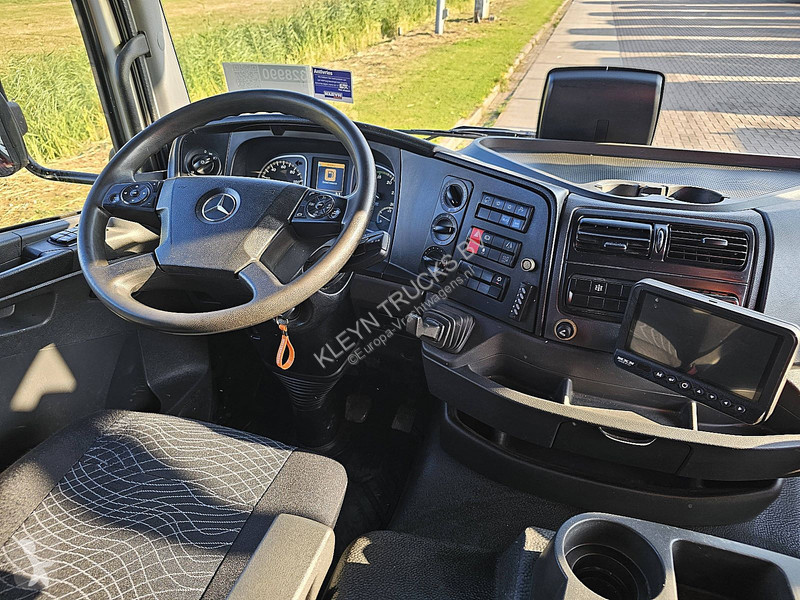 شاحنة Mercedes ATEGO 1221 PALFINGER ONLY127TKM