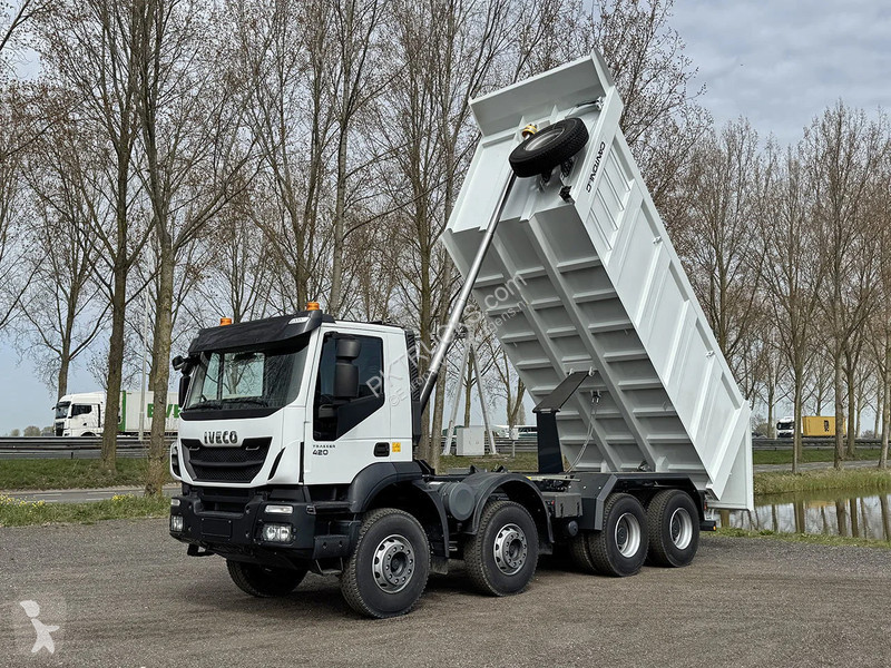 شاحنة Iveco AD410T42H Tipper Truck