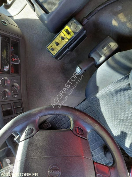 شاحنة Volvo FM