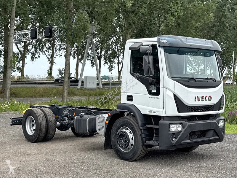 شاحنة Iveco EuroCargo 180 E28-4185 Chassis...