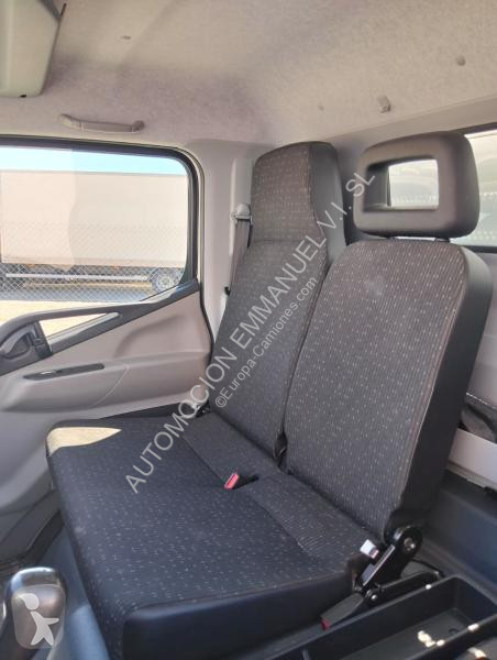 Ciężarówka Mitsubishi Fuso CANTER