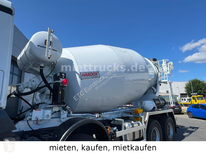 Kamión Mercedes 3743 B 36t Putzmeister 10 cbm...