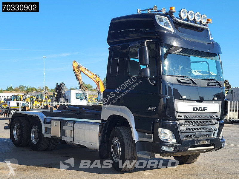 شاحنة DAF 510  6X4 20tons hooklift...