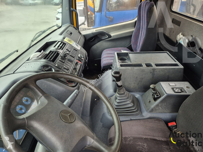 شاحنة Mercedes 2628