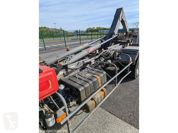 شاحنة