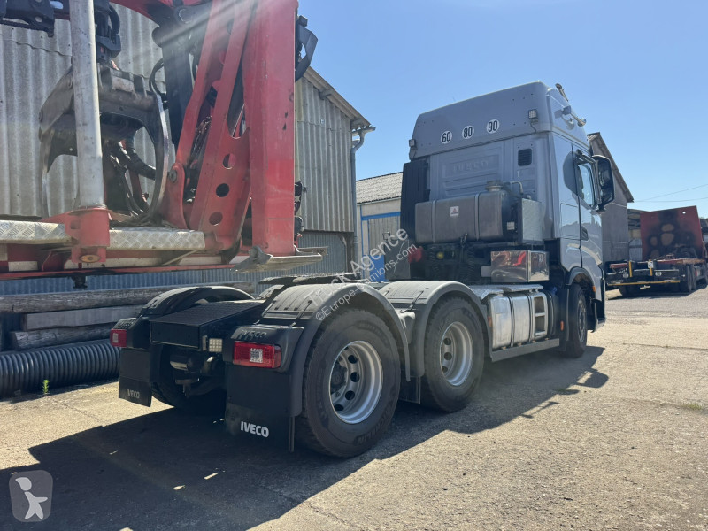 شاحنة Iveco  AS440X ON