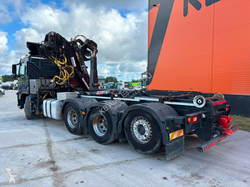 شاحنة Volvo 8x4*4 BERGER L110 / HYVALIFT L=5700 mm