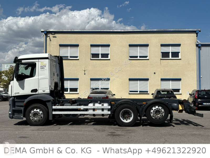 شاحنة Mercedes 2536...