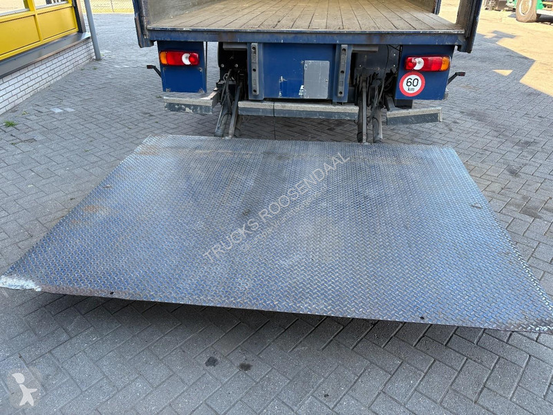 Camion DAF 220 + EURO 6 + LIFT + 6 CYL + 12T