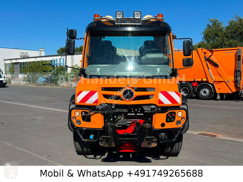 شاحنة Mercedes U423...