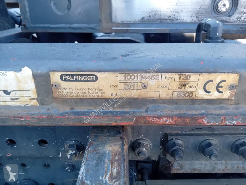 شاحنة Renault 380 6x4