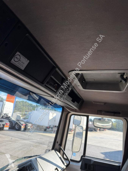 Camion Volvo 150