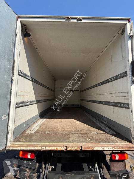 شاحنة DAF 180 - Closed Box - Manual Gearbox -...