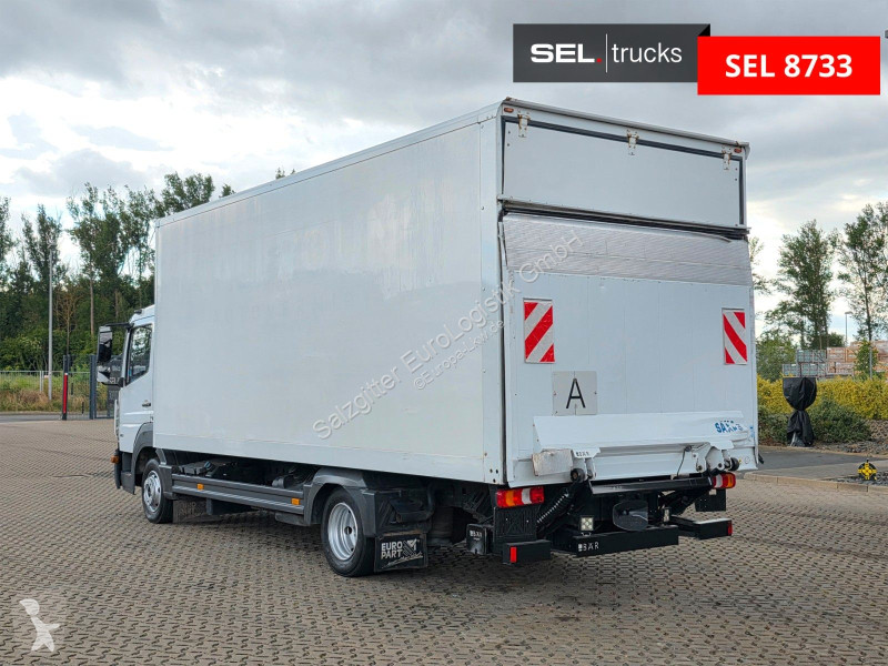 شاحنة Mercedes 818 | 3 Sitzen | Ladebordwand