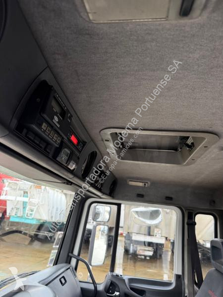 Ciężarówka Mitsubishi Fuso 7C15