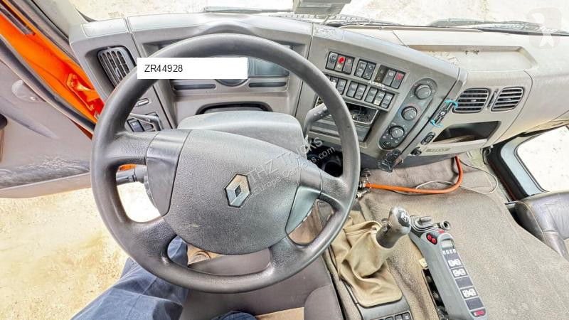 شاحنة Renault 450