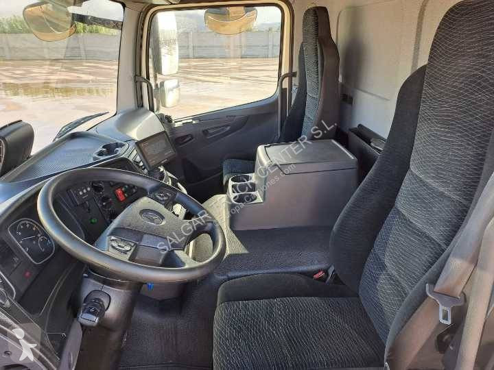 Lastbil Mercedes