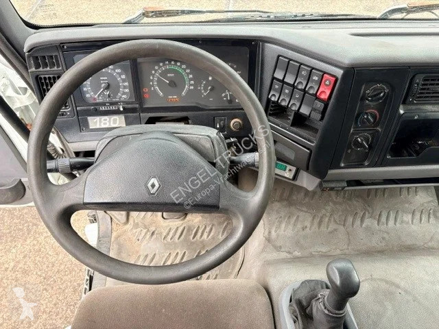 شاحنة Renault 180 4x2 FULL STEEL SUSPENSION...