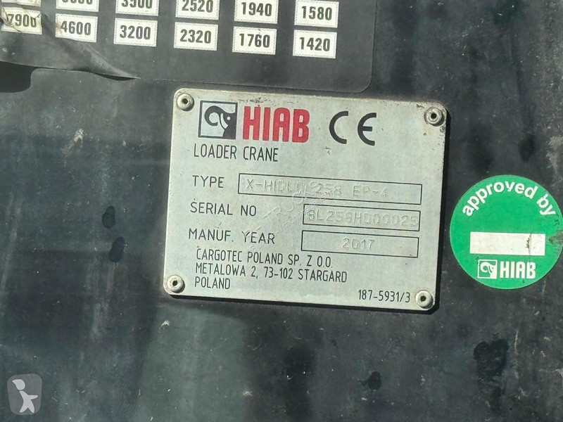 شاحنة DAF 400 8X4 EURO 6 + HIAB X-HIDUO 256EP-4...